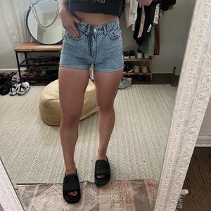 PRIMARK HIGH WAISTED JEAN SHORT